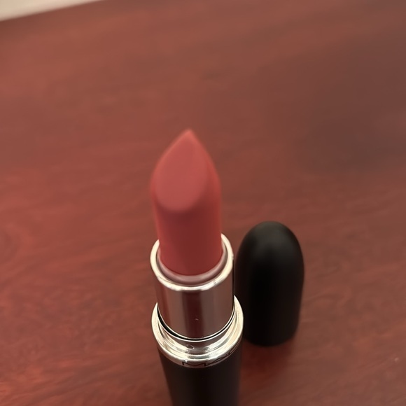 MAC Sweet Deal M·A·Cximal Silky Matte Lipstick - Picture 9 of 11